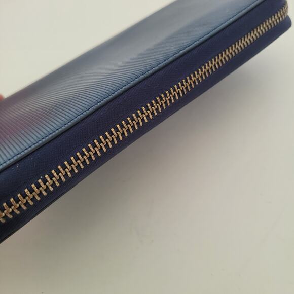 Lanvin Solid Blue Leather Zip Around Large Wallet Long Clutch Logo Designer - Picture 3 of 10